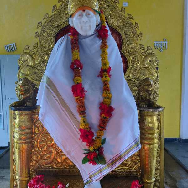 pragnyaguru -shirdi sai