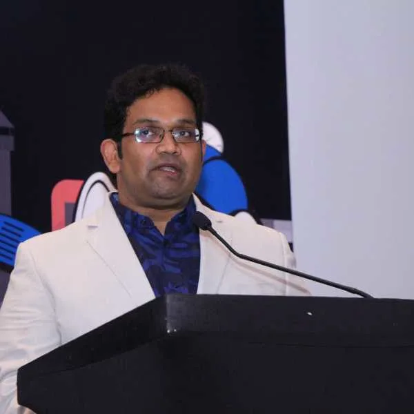 Professional expertise of Ravi P